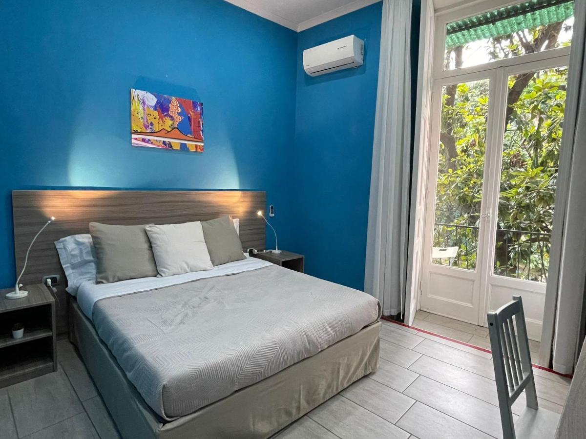 Holiday Naples Art Rooms Luaran gambar
