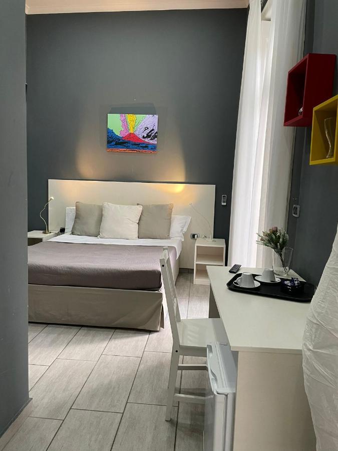Holiday Naples Art Rooms Luaran gambar