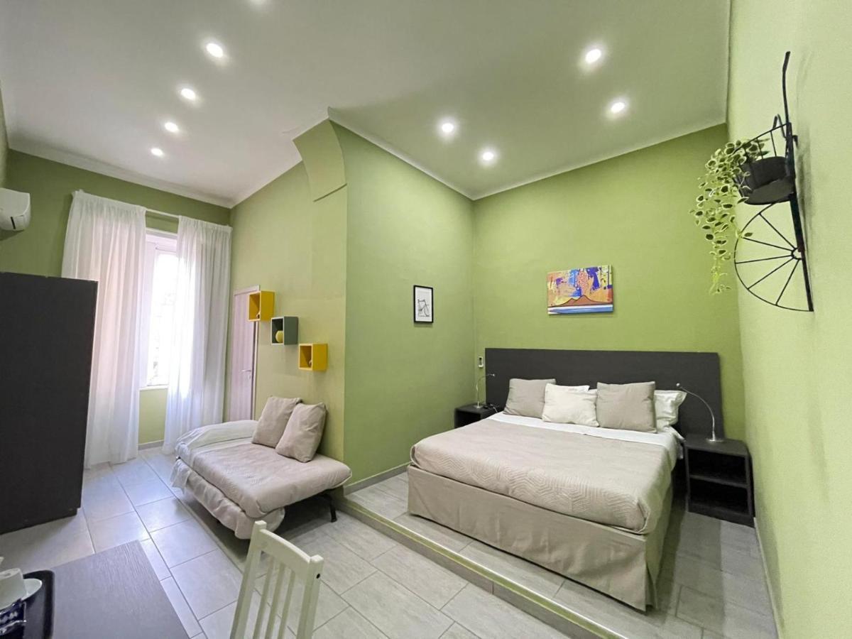 Holiday Naples Art Rooms Luaran gambar