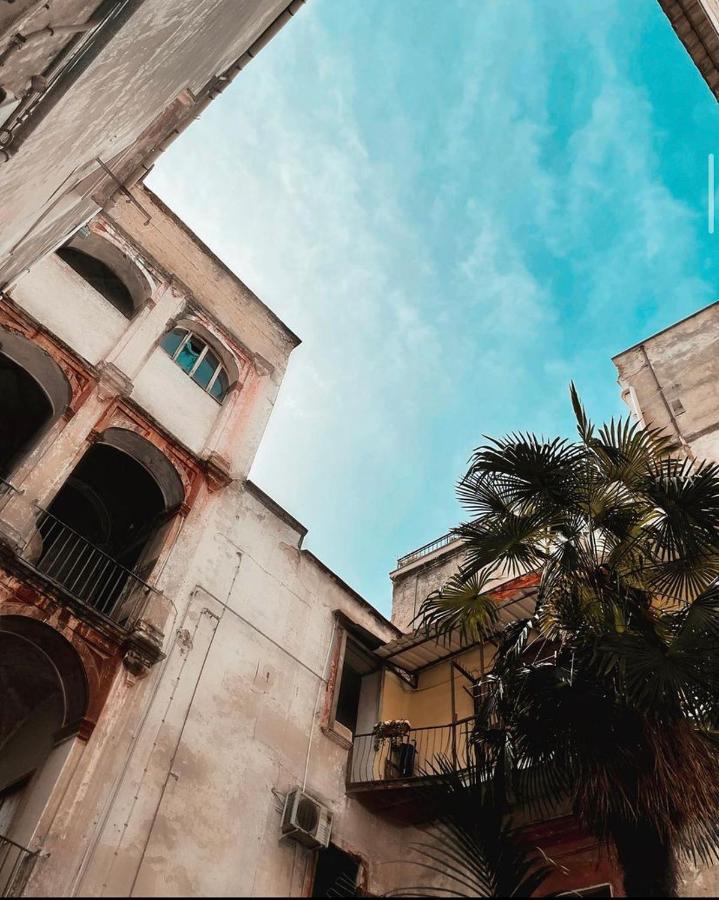 Holiday Naples Art Rooms Luaran gambar